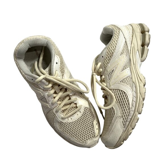 New Balance x Aime Leon Dore 860v2 Sneakers in White